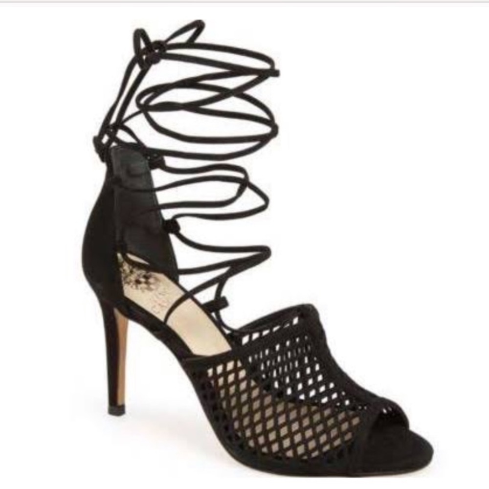 EUC Vince Camuto ‘Sexy’ lace up heels size 8.5